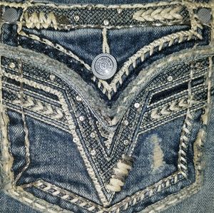 Meet your Posher, Lacie